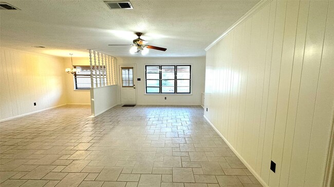 Photo - 618 Cannon Ball Dr