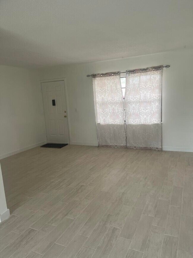 Photo - 4259 Oak Terrace Dr Unit 4259