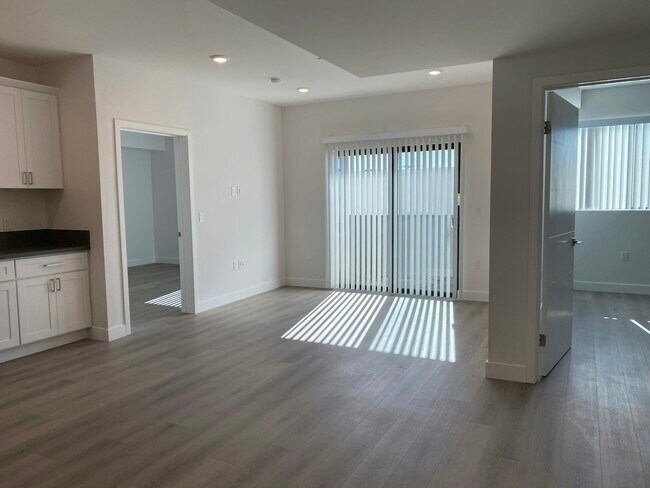 Photo - 16030 Sherman Way Unit B-2BD