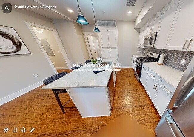 Photo - 386 Harvard St