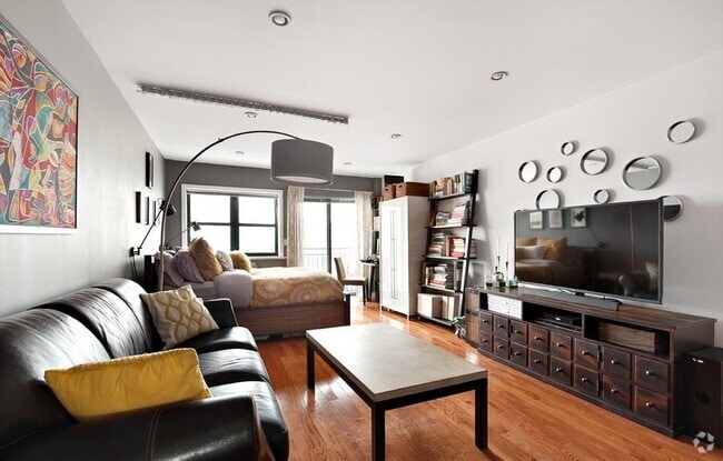 Building Photo - 27-16 41st Ave Unit 4B Rental