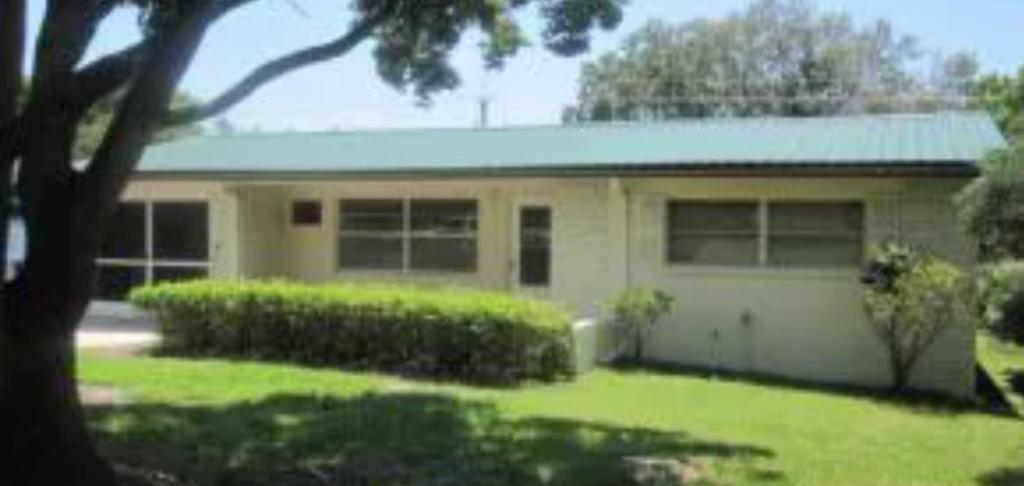 Photo - 63 S Davis St