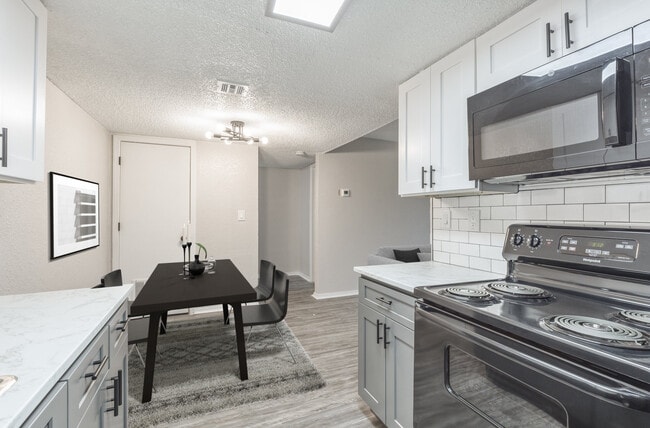 Reno con etapas virtuales - Crossings at Minshall Park