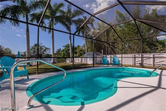 28 Constitution Dr