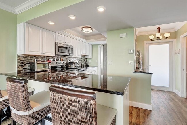 Photo - 333 NE 21st Ave Unit 516