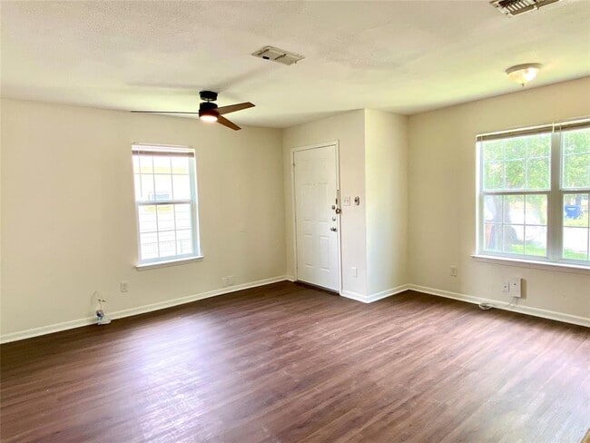 Photo - 7103 Bethune Ave