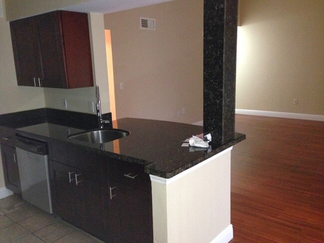 Building Photo - 2440 NW 33rd St