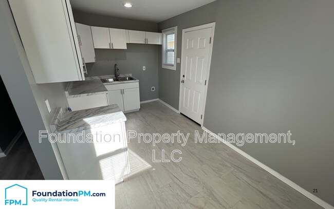 Photo - 1410 Lyceum Rd