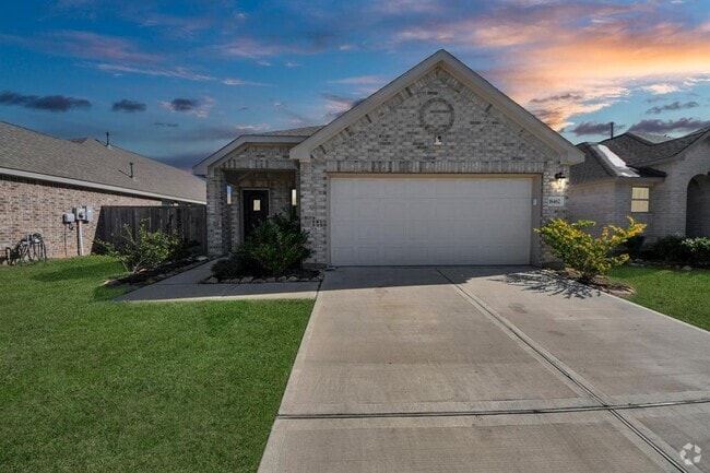 Building Photo - 18462 Summit Ranch Dr Rental