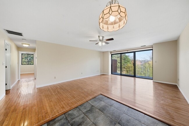 Photo - 30 Conant St Unit 3B