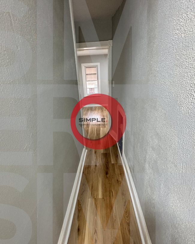 Photo - 426 Wunder St