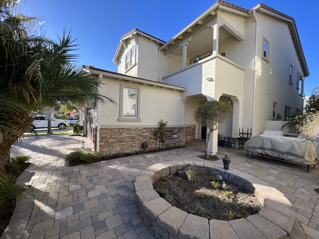 Entrada al patio - 4353 Waterside Ln