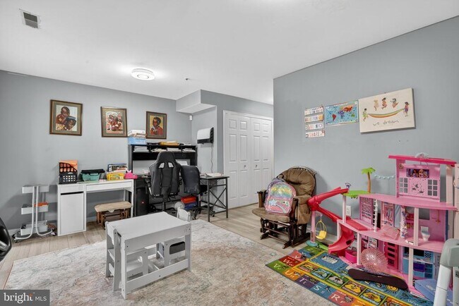 Photo - 3818 Early Glow Ln