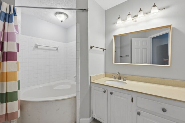 Photo - 970 Sidney Marcus Blvd NE Unit 2B2B end
