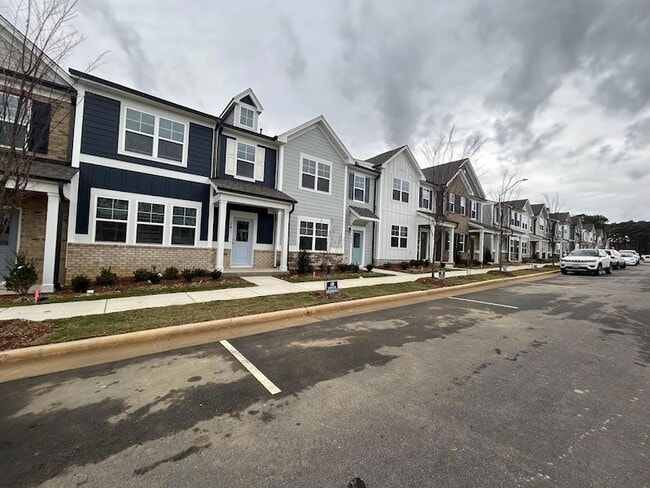 Photo - 241 Ribbon Rail St
