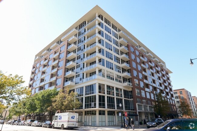 Building Photo - 901 W Madison St Unit 416 Rental