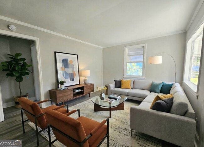 Photo - 1555 Dexter Ave