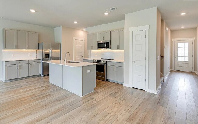 Photo - 2118 Nectar Ln