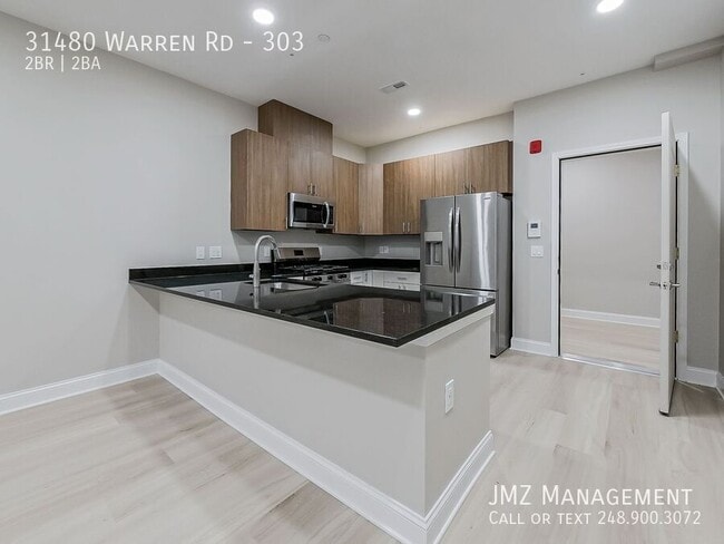 Photo - 31480 Warren Rd Unit 303