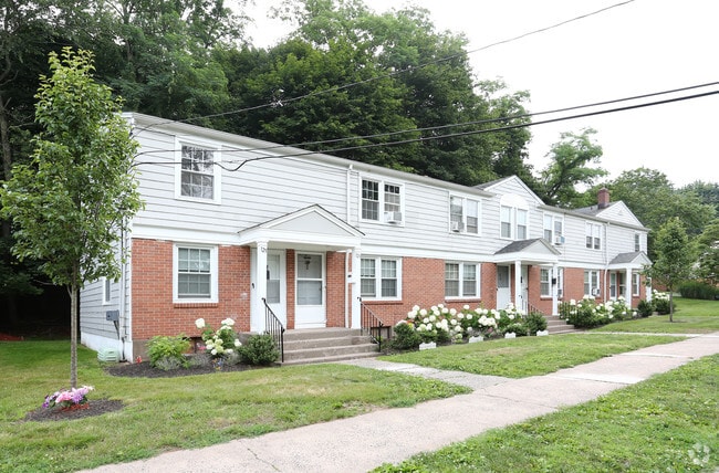 Community - Diamond Ridge Apartments