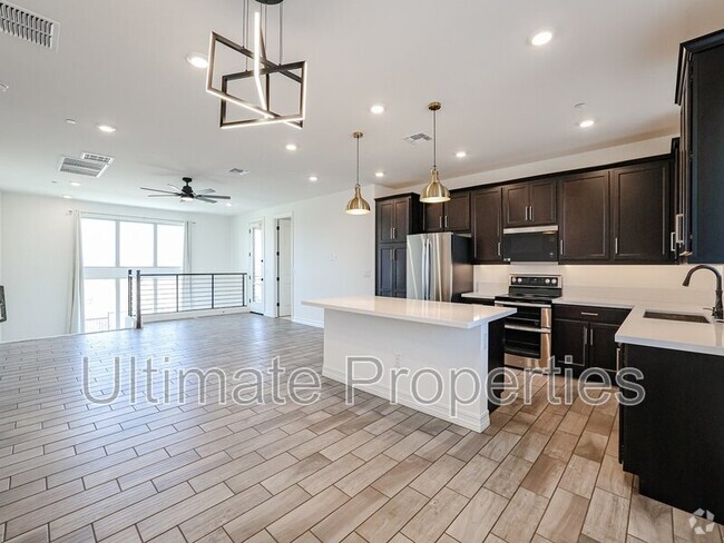 Building Photo - 2121 W Sonoran Desert Dr Rental