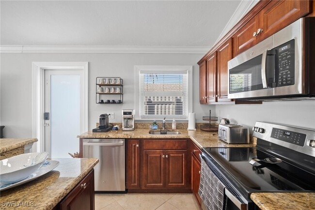 Photo - 865 101st Ave N