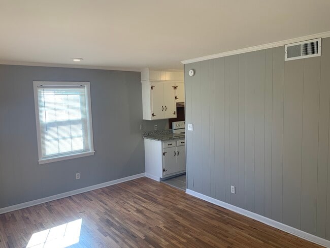 College Street Apartments