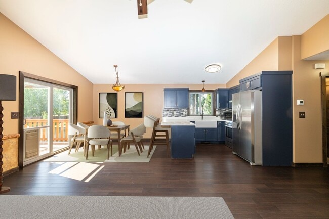 Photo - 4 Bed, 2 Ba + office and large family room!