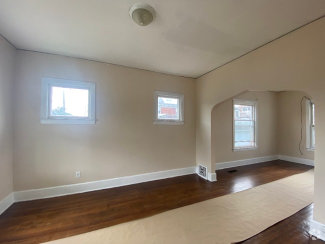 Building Photo - 8329 John R St Rental