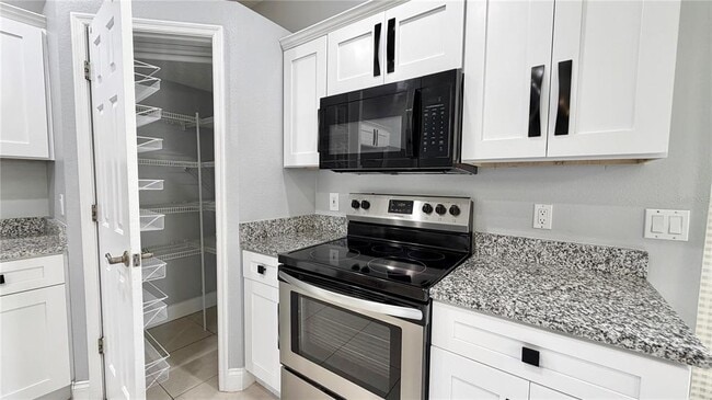 Photo - 4860 Chalfont Dr