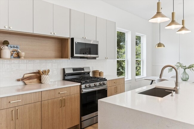 Photo - 6341 W Montgomery Rd