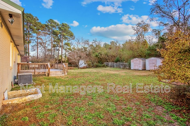 Photo - 6525 Senator Dr