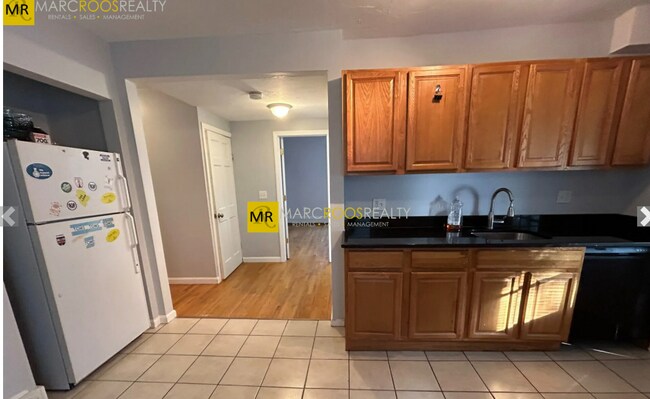 Photo - 40 Plymouth St Unit 2