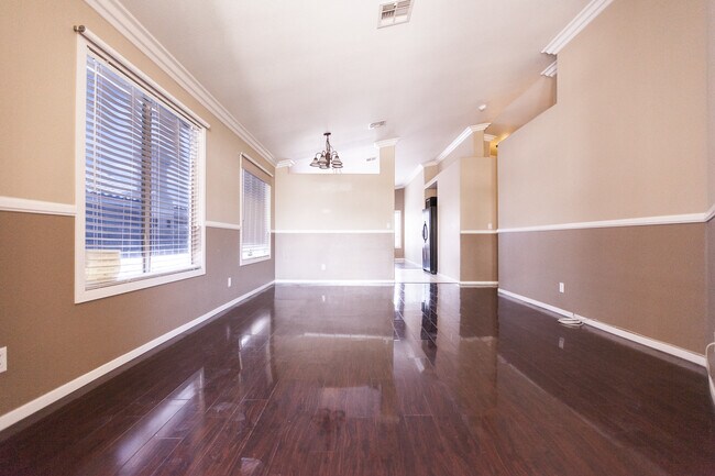 Photo - Beautiful one story house