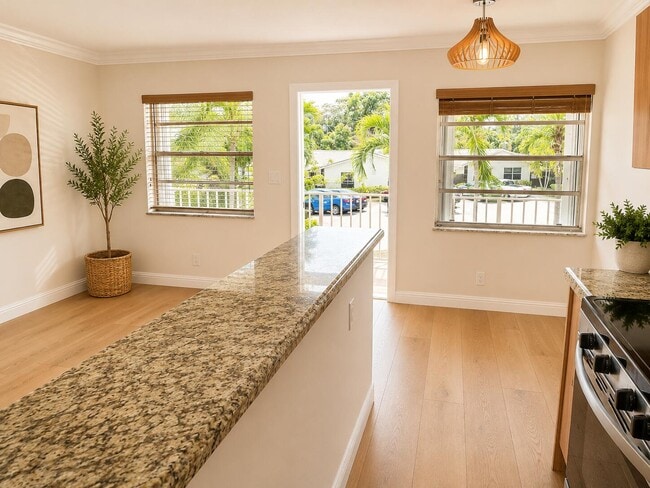 Photo - 1125 NE 16th Pl Unit 205