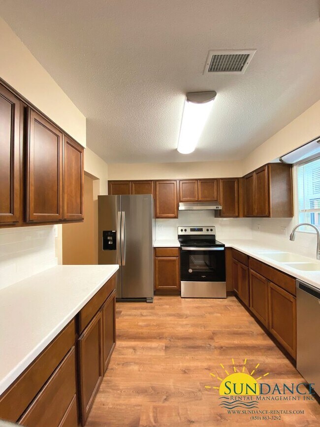 222 Cloverdale Blvd