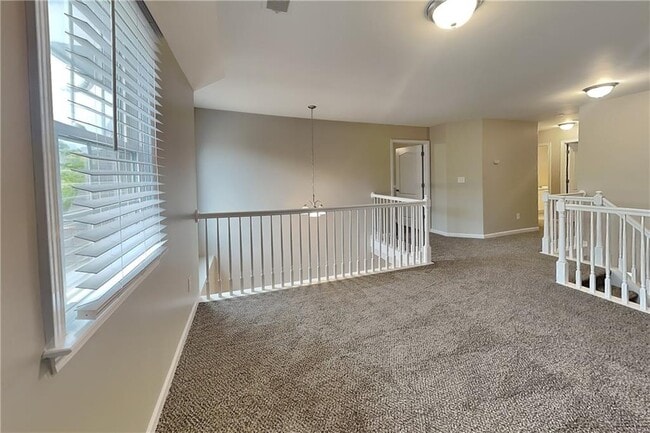 Photo - 331 Mirramont Ct