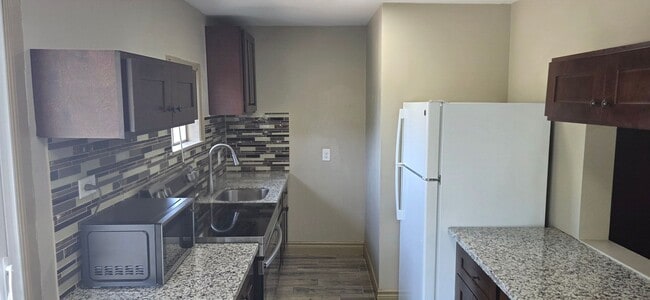 Photo - 2213 Avenue K Unit Apt 3