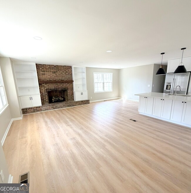 Photo - 110 Walker Woods Dr