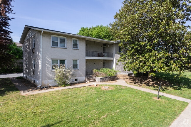 Photo - Lawnton Gardens