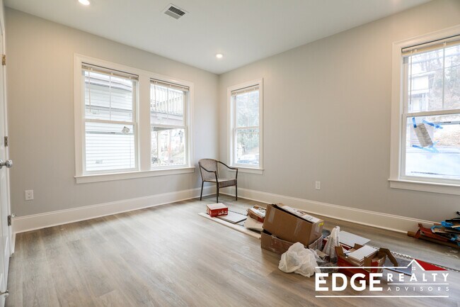 Photo - 100 Brooks St Unidad 1