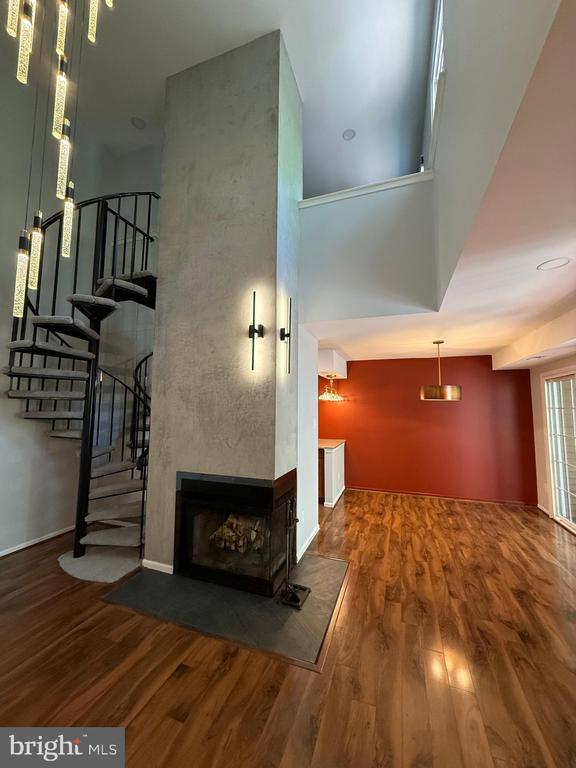 Photo - 46 Woodbine Ct