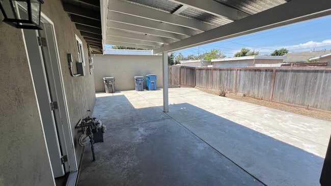 Photo - 8171 Opal Cir Unidad B