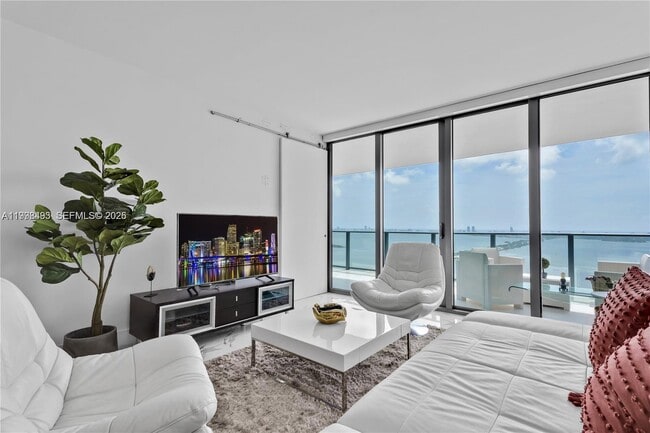 Photo - 3131 NE 7th Ave Unidad 4202