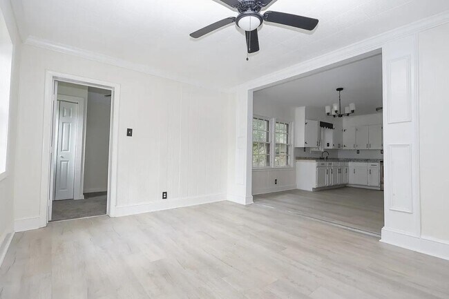 Photo - 209 Calhoun St