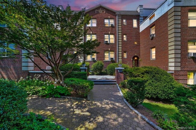 Building Photo - 824 Palmer Rd Unit 1D