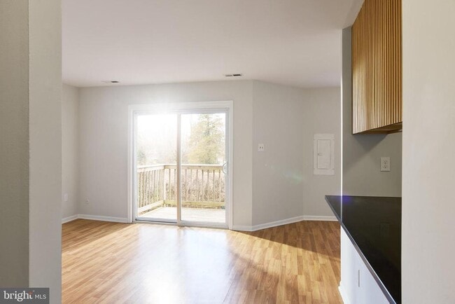 Photo - 737 Timber Ln