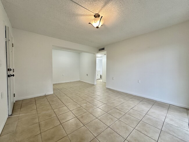 Photo - 6901 NW 179th St Condo Unit 112