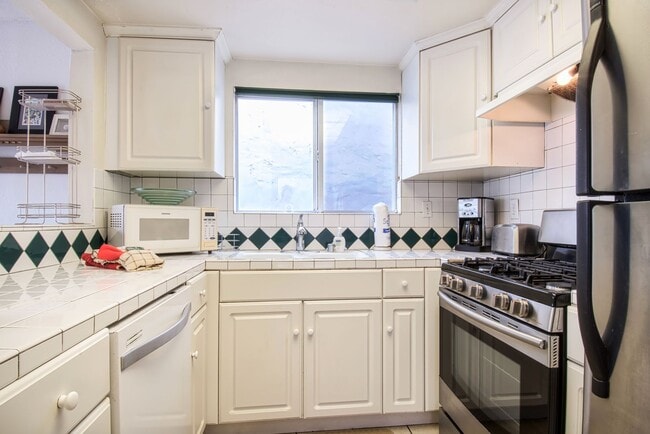 Photo - 125 27th St Unidad A