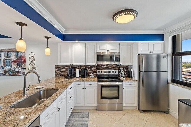 840 Ocean Dr Unit 905